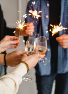 Tips if you plan to host a NYE party in Ohio
